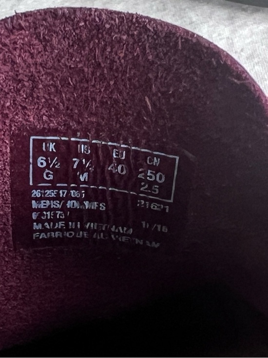 Clarks Originals Men\'s Burgundy Leather Desert Boots main image 4